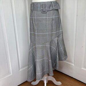 Romeo & Juliet Couture•Asymmetrical Skirt